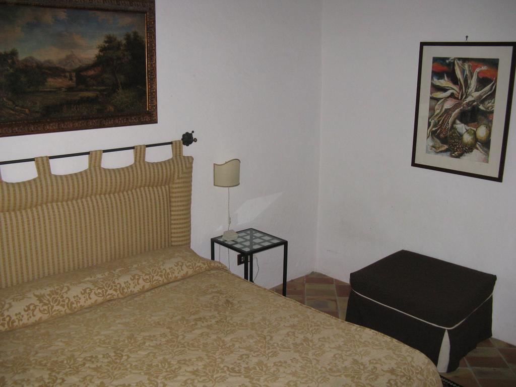 Ventimiglia di Sicilia Crapa Liccaヴィラ 部屋 写真
