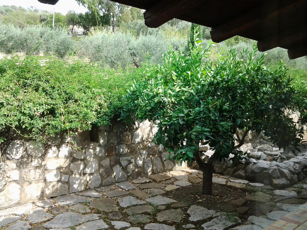 Ventimiglia di Sicilia Crapa Liccaヴィラ エクステリア 写真